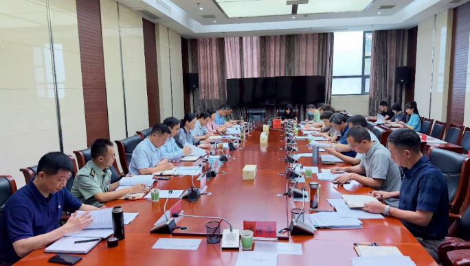 区委全面依法治区委员会第六次会议召开